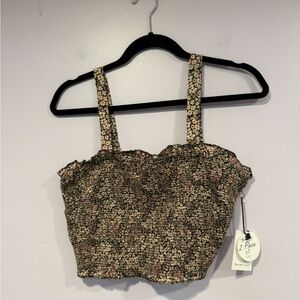 NWT Japra floral tank top with scrunchie‎